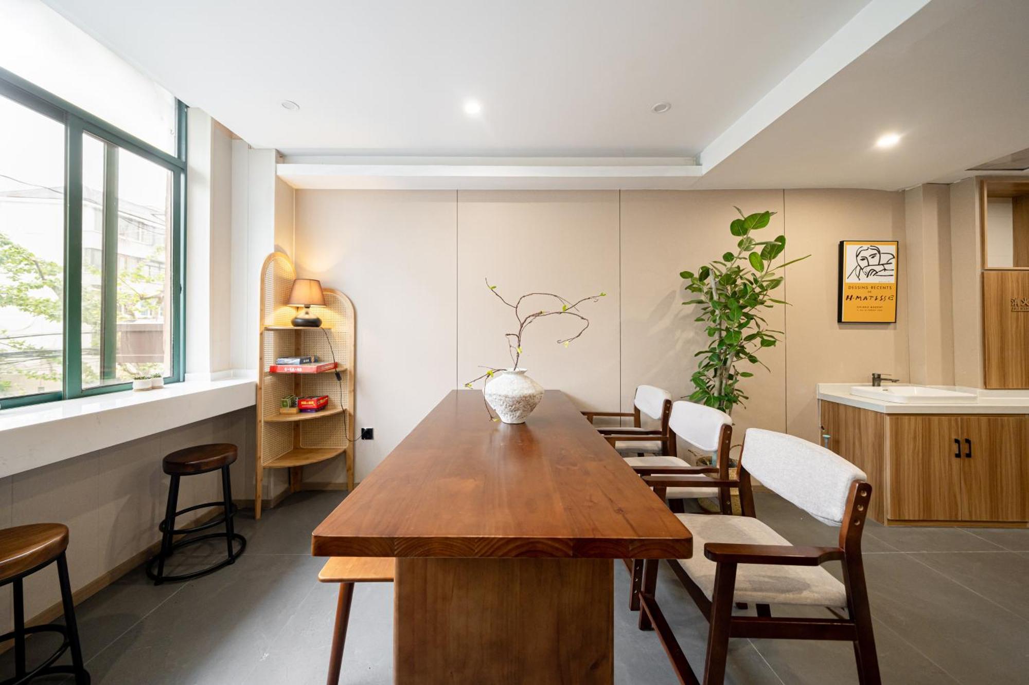 Dengba - Guilin Road Subway Station Branch Hostel *